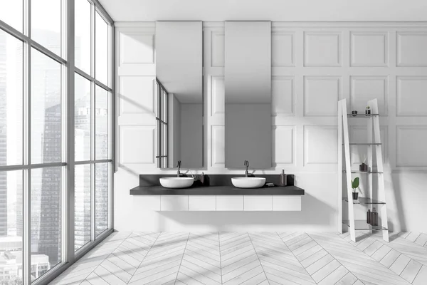 Witte Badkamer Interieur Met Dubbele Wastafel Spiegel Plank Met Decoratie — Stockfoto