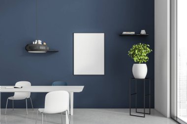 Mavi ofis odasının önü boş beyaz poster, panoramik pencere, sandalyeli masa, kitaplarla dolu raf, çanak çömlek ve beton zemin. İş yeri kavramı. Model yap. 3d oluşturma