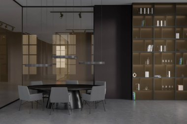 İçi sandalye dolu karanlık toplantı odası ve gri beton zemin üzerinde masa, ön manzara. Rafta iş belgeleri ve cam kapılar var. 3B görüntüleme