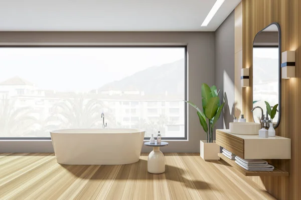 Dřevěná Koupelna Interiér Vanou Umyvadlem Zrcadlem Stůl Paluba Příslušenstvím Rostlina — Stock fotografie