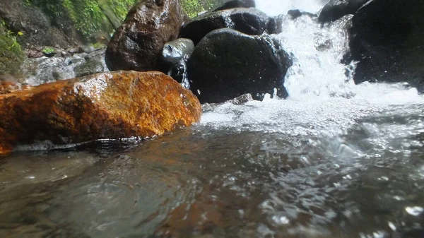 Río Roca Con Fondo Cascada Cidahu Sukabumi Oeste Java — Foto de Stock