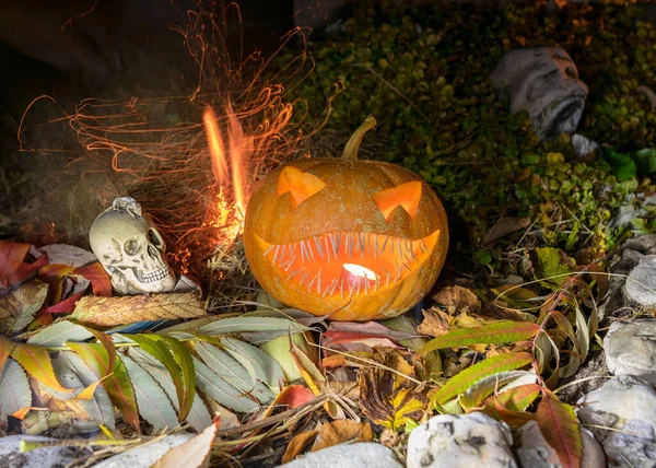 Carved Pumpkins Surrounded Sparks Smoke Fire Halloween Composition Smiling Pumpkins — Stock Photo, Image