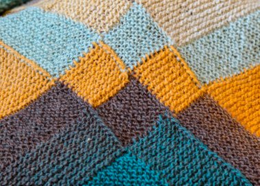güzel örülmüş yün atkı, geleneksel el işi tipi, örgü arka plan ve doku, el yapımı, örgü desenli arka plan
