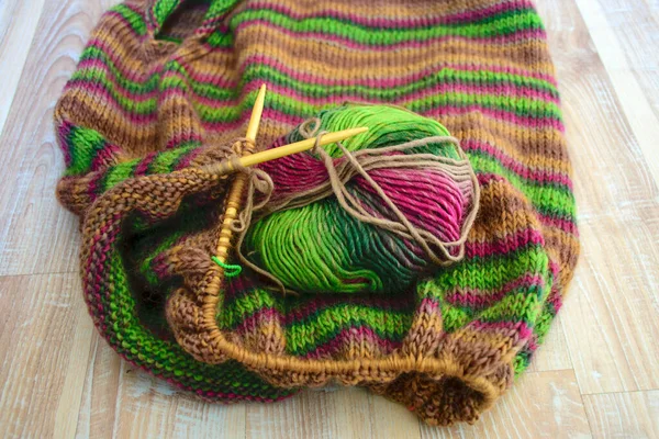 Carrés Tricotés Crochet Multicolores Pull Tricot Chaud Texture Tricotée Fond — Photo