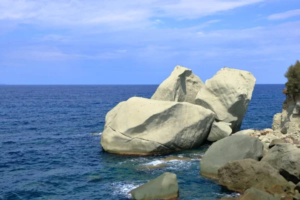 Pedra Mar Frente Forio Ischia Itália — Fotografia de Stock