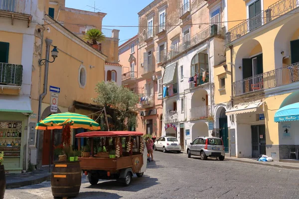 Juli 2021 Ischia Italië Zicht Straat Een Mediterrane Stad — Stockfoto