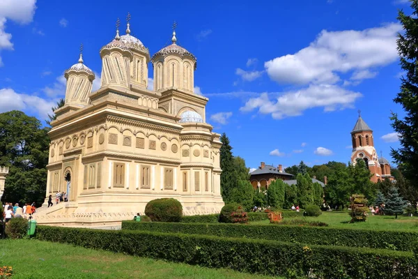 September 2021 Curtea Arges Romania View Arges Monastery Numerous Visitors — Stock Photo, Image