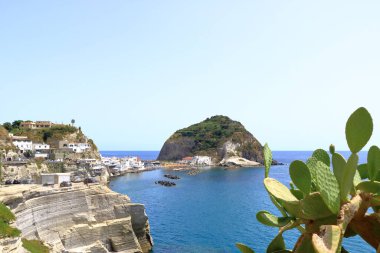 İtalya 'daki Ischia adasındaki Sant Angelo manzarası
