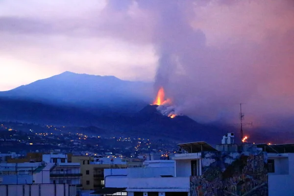 朝の眺めラ パルマ島 カナリア諸島 スペインのヴィエヤ火山 — ストック写真