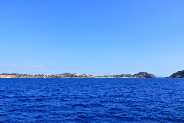 Marina di Procida, tekne manzaralı.