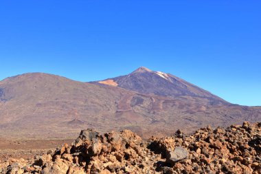 Tenerife adasındaki Panorama manzaralı Pico del Teide volkanı