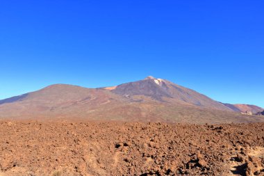 Tenerife adasındaki Panorama manzaralı Pico del Teide volkanı