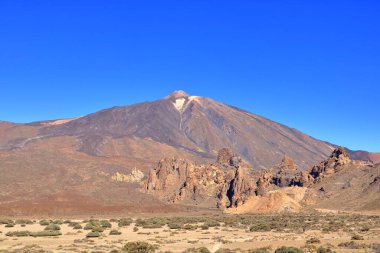 Tenerife adasındaki Panorama manzaralı Pico del Teide volkanı