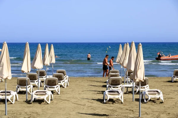Septiembre 2020 Larnaca Chipre Día Soleado Paseo Marítimo Finikoudes Vida — Foto de Stock