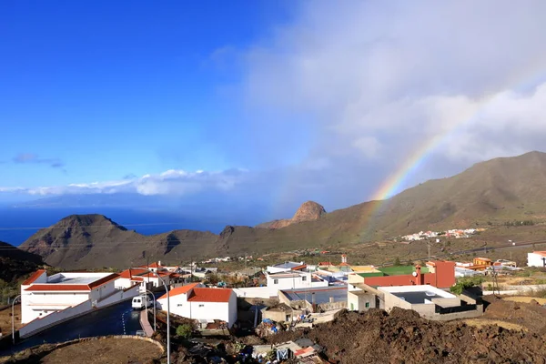 Arco Íris Colorido Sobre Céu Nublado Tenrife Ilhas Canárias — Fotografia de Stock