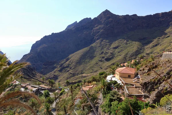 スペインのテネリフェ島の最も訪問された観光地であるマスカ村 — ストック写真