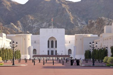 15 Mart 2022 - Muscat, Umman, Orta Doğu: Sultan Qaboos Sarayı çevresi