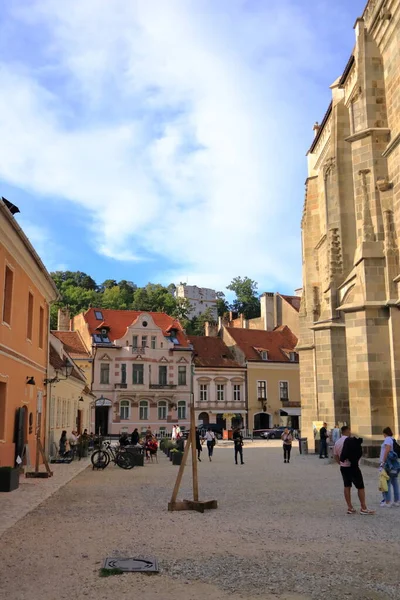 September 2021 Brasov Kronstadt Roemenië Transsylvanië Toeristen Oude Straat Van — Stockfoto