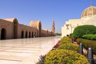 16 Mart 2022 - Muscat, Umman: Köylüler Sultan Qaboos Büyük Camii 'ni ziyaret etti