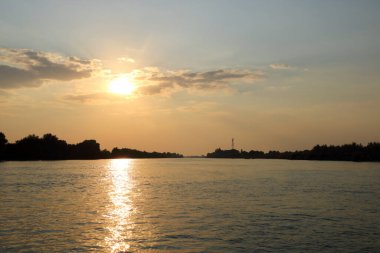 Romanya 'da Tuna Deltasında gün batımı