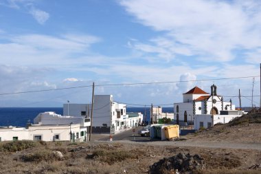 Ermita de Nuestra Senora de Las Mercedes, çok küçük ve ücra Poris de Abona köyünde güzel bir kilise.