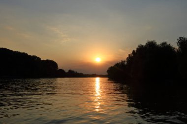 Romanya 'da Tuna Deltasında gün batımı