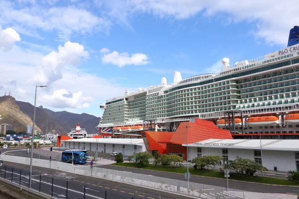 November 2021 Santa Cruz Tenerife Canarische Eilanden Spanje Cruiseschip Iona — Stockfoto