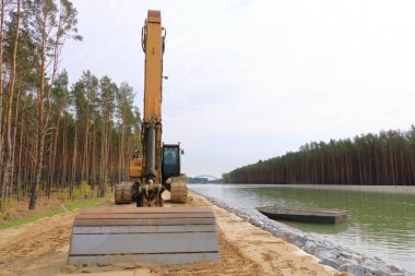 01 Mayıs 2022 - Brandenburg, Almanya 'da Oder-Havel Wasserstrasse: Kanal inşaatı