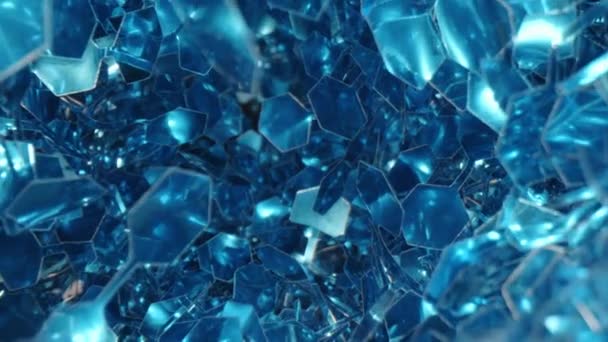 輝くティンセルの青い六角形粒子のマクロズームアウト — ストック動画