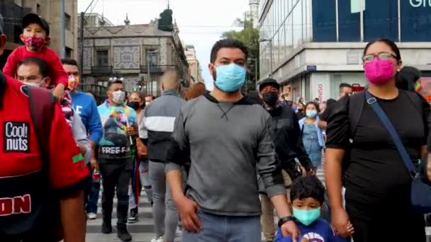 Cidade México México Junho 2021 Pessoas Andando Pela Rua Durante — Vídeo de Stock