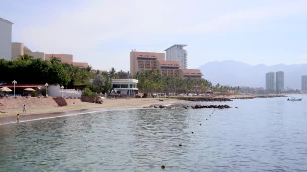 Puerto Vallarta Μεξικό Φεβρουάριος 2022 Ήσυχα Νερά Της Παραλίας Στο — Αρχείο Βίντεο