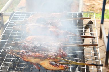 Ocakta tavuk ızgara