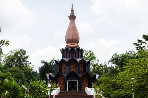 Mónika fan ajaro Múzeum, sztúpa sakon nakhon, Thaiföld. — Stock Fotó