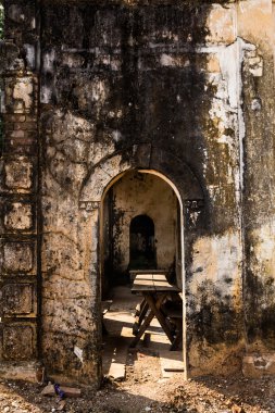 eski sömürge kapı