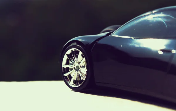 Schwarzes Auto im Retro-Konzept — Stockfoto