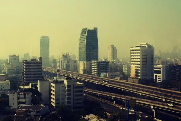 Edificio más alto de la ciudad — Foto de Stock