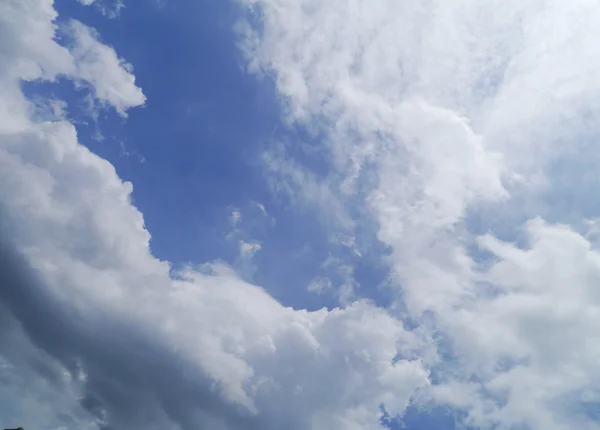 Nuvem céu azul . — Fotografia de Stock