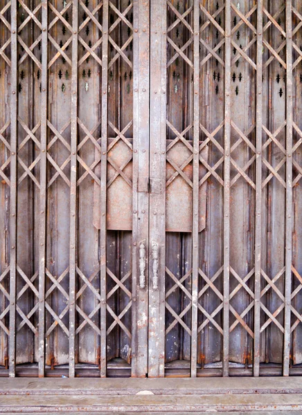 Oude rooster deur . — Stockfoto