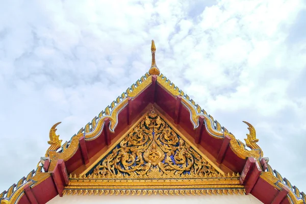 Gable of temple — Stock Photo, Image