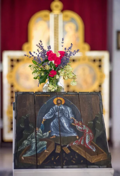 Icon Resurrection Christ Beautiful Bouquet Flowers Vase Church — Foto Stock