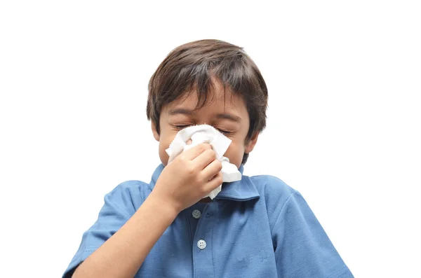 Menino doente com tecido no fundo branco — Fotografia de Stock