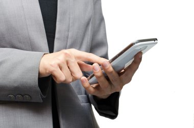 bir akıllı telefon kullanan iş kadını 