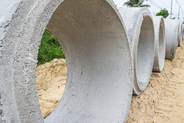 Betonový odvodňovací potrubí na staveništi v Thajsku — Stock fotografie