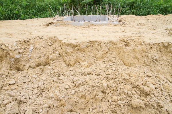 Tubería de drenaje de hormigón y alcantarilla en construcción — Foto de Stock