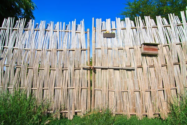 Bambu dokuma kapı — Stok fotoğraf