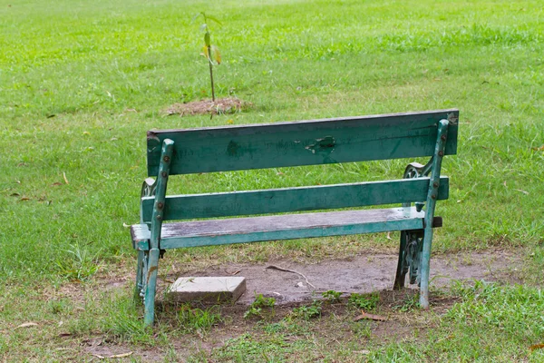 Un viejo sillón — Foto de Stock