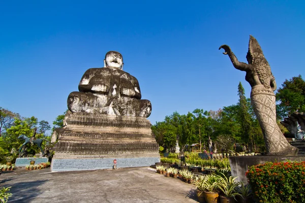 Estatua de Buda en estilo hindú, provincia de Nhongkhai Tailandia —  Fotos de Stock