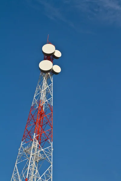 Torre de comunicación — Foto de Stock