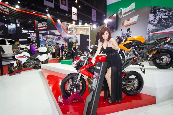 Unidentified model with Benelli on display — Stock Photo, Image