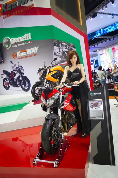 Unidentified model with Benelli on display — Stock Photo, Image